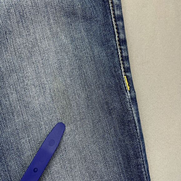 True Religion Jeans Womens 29 Blue Denim Flat‎ Front Pockets Slim Straight - Picture 4 of 16